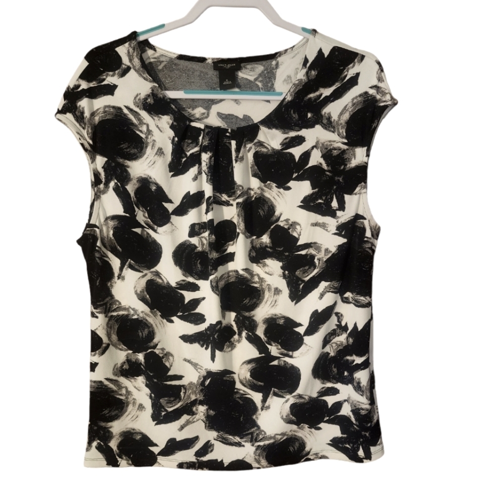 Sleeveless blouse - Picture 1 of 5